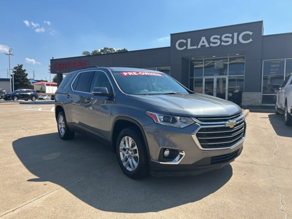 Used 2021 Chevrolet Traverse LT SUV