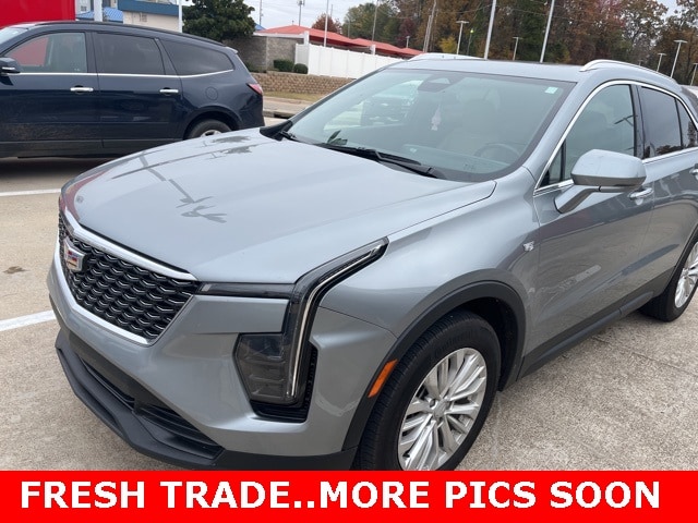 2024 Cadillac XT4 Luxury's photo