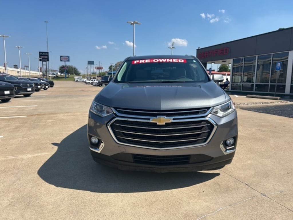 Used 2021 Chevrolet Traverse LT SUV