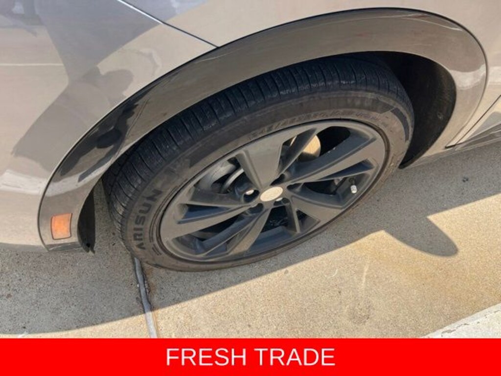 Used 2021 Buick Envision Essence SUV