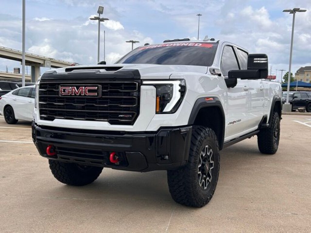 Used 2025 GMC Sierra 2500HD AT4X Truck