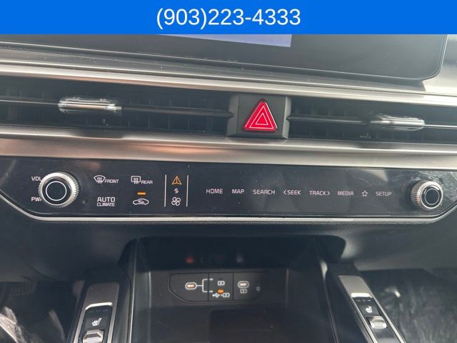 2025 Kia Sorento S - Photo 27
