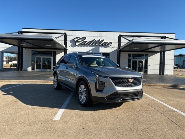 2024 Cadillac XT4 Luxury's photo