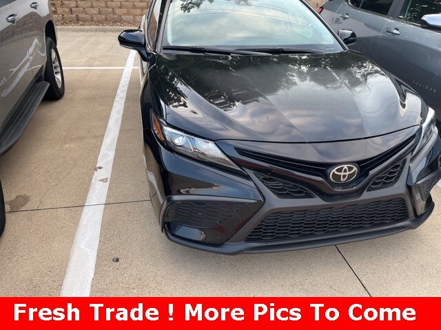2024 Toyota Camry SE photo 4
