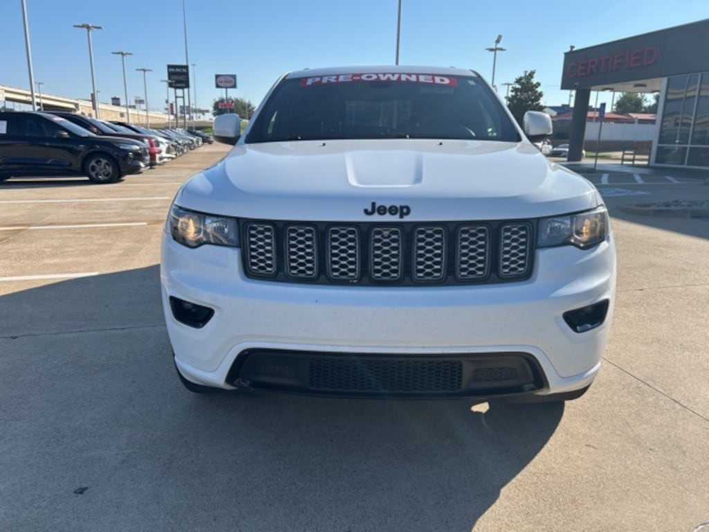 Used 2020 Jeep Grand Cherokee Altitude SUV