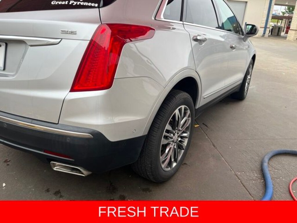 Used 2017 CADILLAC XT5 Premium Luxury SUV