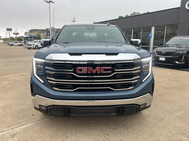 Used 2024 GMC Sierra 1500 SLT with VIN 1GTUUDED4RZ184554 for sale in Little Rock