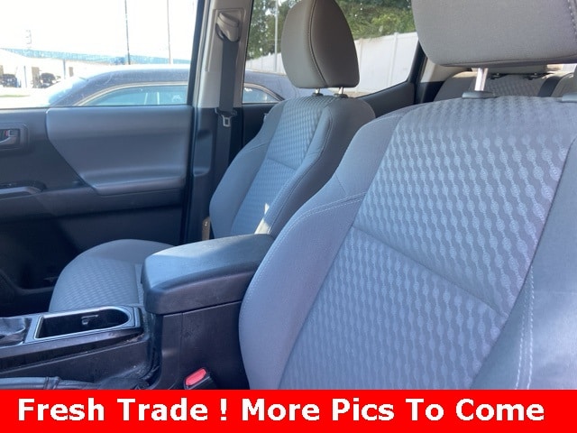 Used 2022 Toyota Tacoma SR with VIN 3TYAX5GN5NT044115 for sale in Little Rock