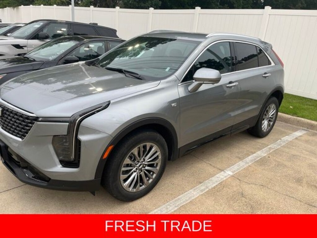 Used 2025 CADILLAC XT4 Premium Luxury SUV