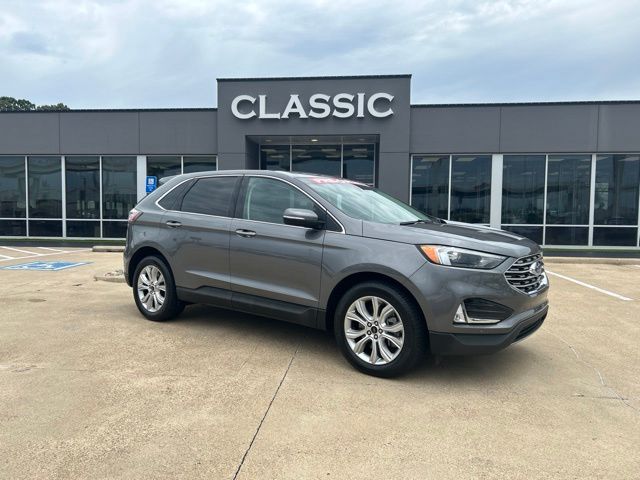 2023 Ford Edge Titanium AWD's photo