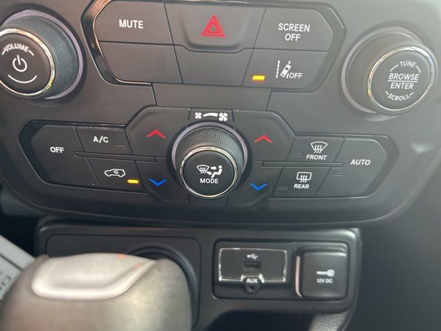 2022 Jeep Renegade Latitude - Photo 27