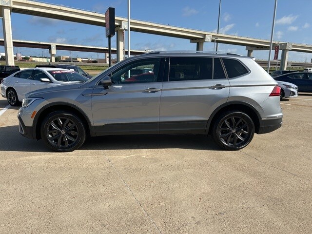 2024 Volkswagen Tiguan SE Wolfsburg Edition photo 4