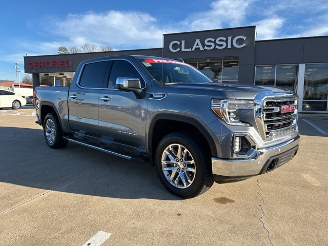 2020 GMC Sierra SLT's photo