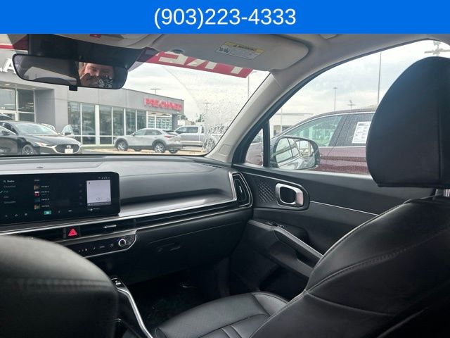 2025 Kia Sorento S - Photo 40