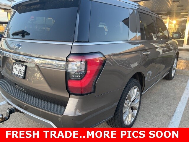 2018 Ford Expedition Limited photo 2