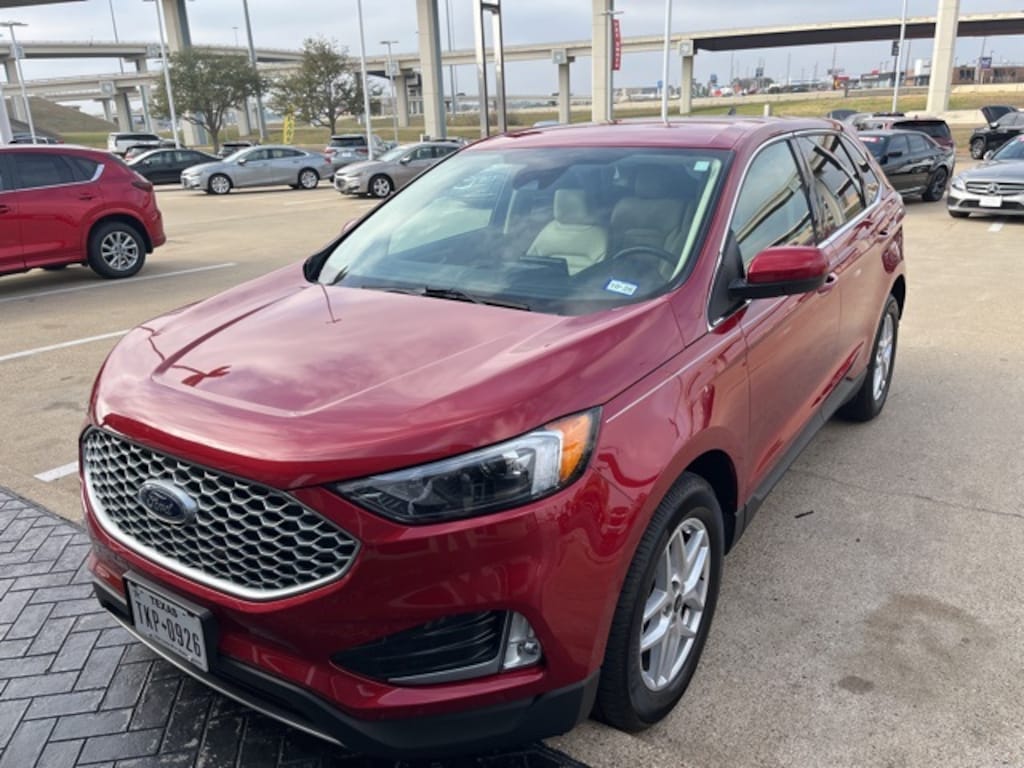 Used 2024 Ford Edge SEL SUV