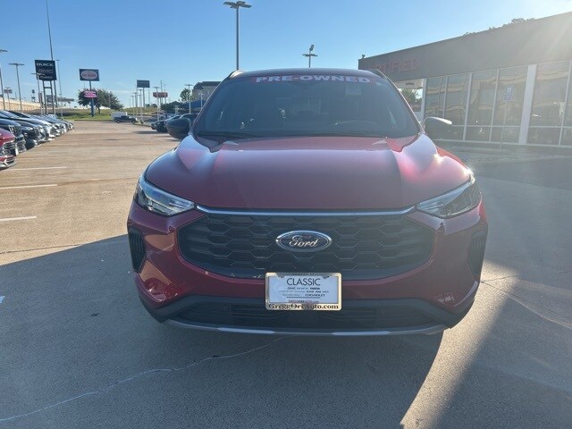 2025 Ford Escape ST-Line photo 2
