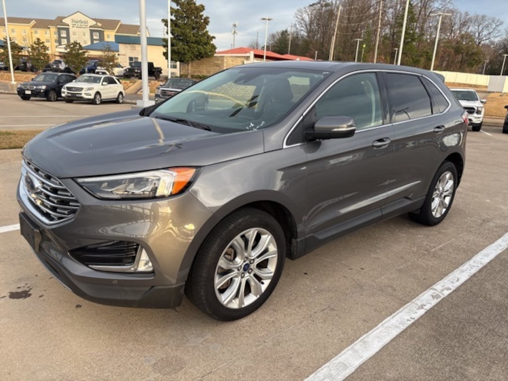 Used 2022 Ford Edge Titanium SUV