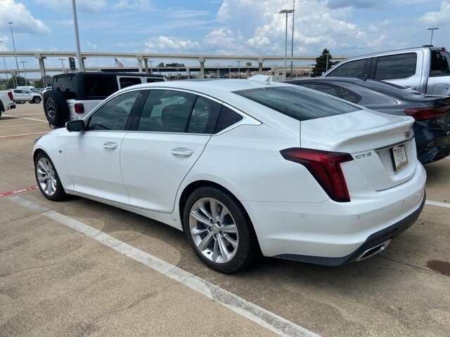 2025 Cadillac CT5 Premium Luxury photo 3