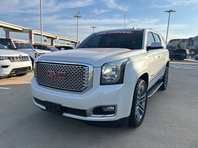 2017 Gmc Yukon Denali photo 3