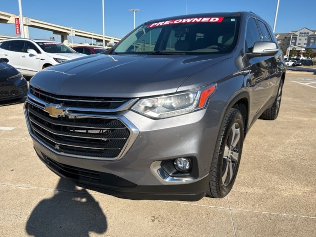 Used 2021 Chevrolet Traverse LT Leather SUV