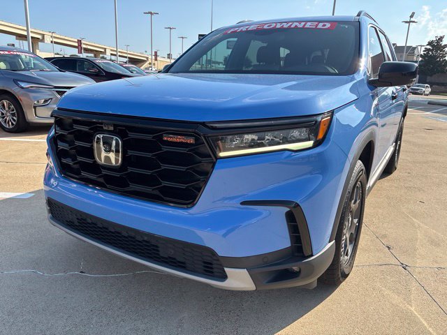 Used 2025 Honda Pilot TrailSport SUV