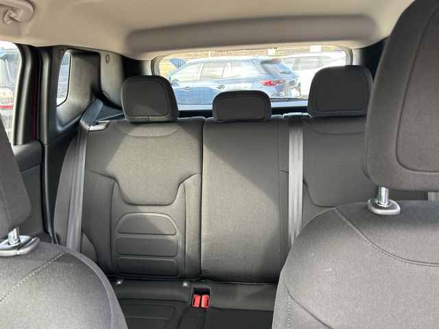 2022 Jeep Renegade Latitude - Photo 42