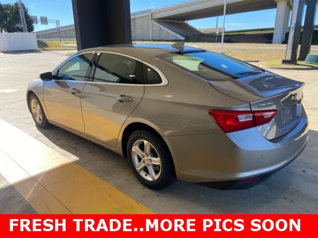 Used 2024 Chevrolet Malibu LT Sedan