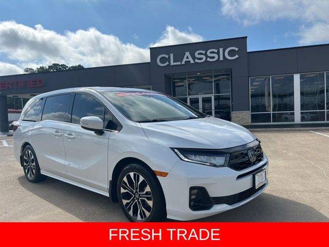 2025 Honda Odyssey Elite's photo