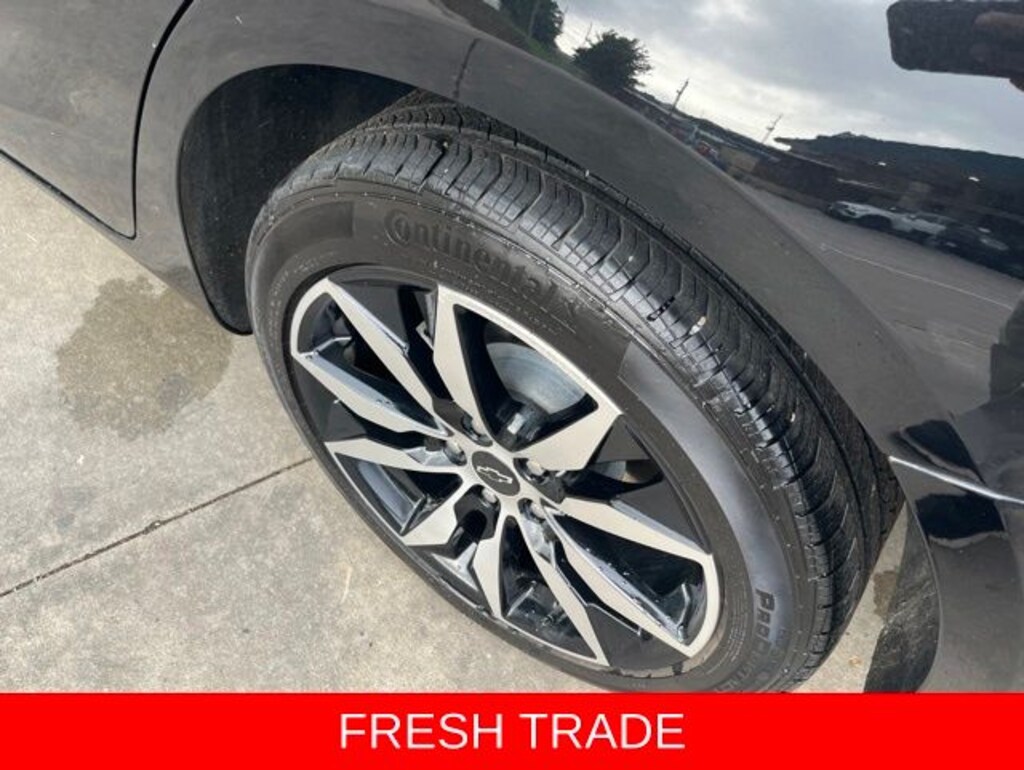 Used 2025 Chevrolet Malibu RS Sedan