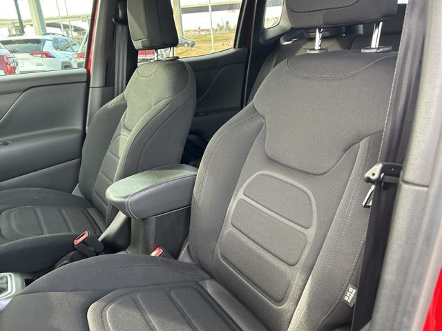 2022 Jeep Renegade Latitude - Photo 36