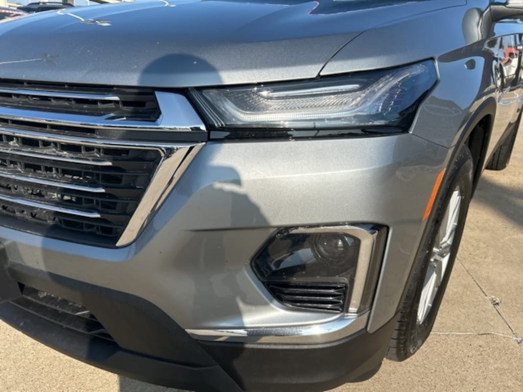 Used 2023 Chevrolet Traverse LT Leather SUV