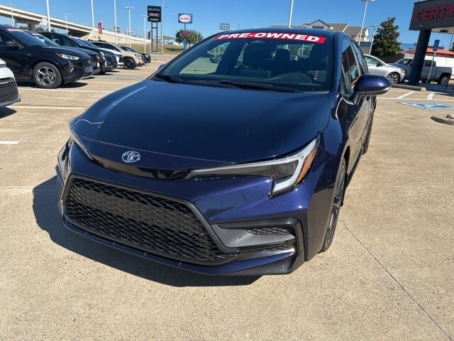 2024 Toyota Corolla SE photo 3