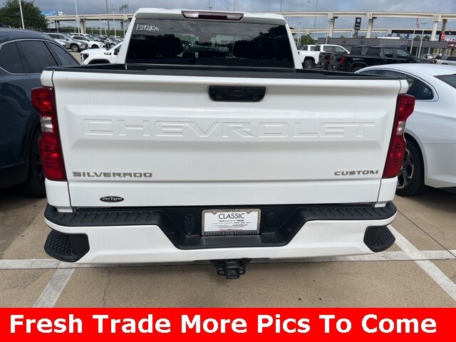 2023 Chevrolet Silverado 1500 Custom photo 4