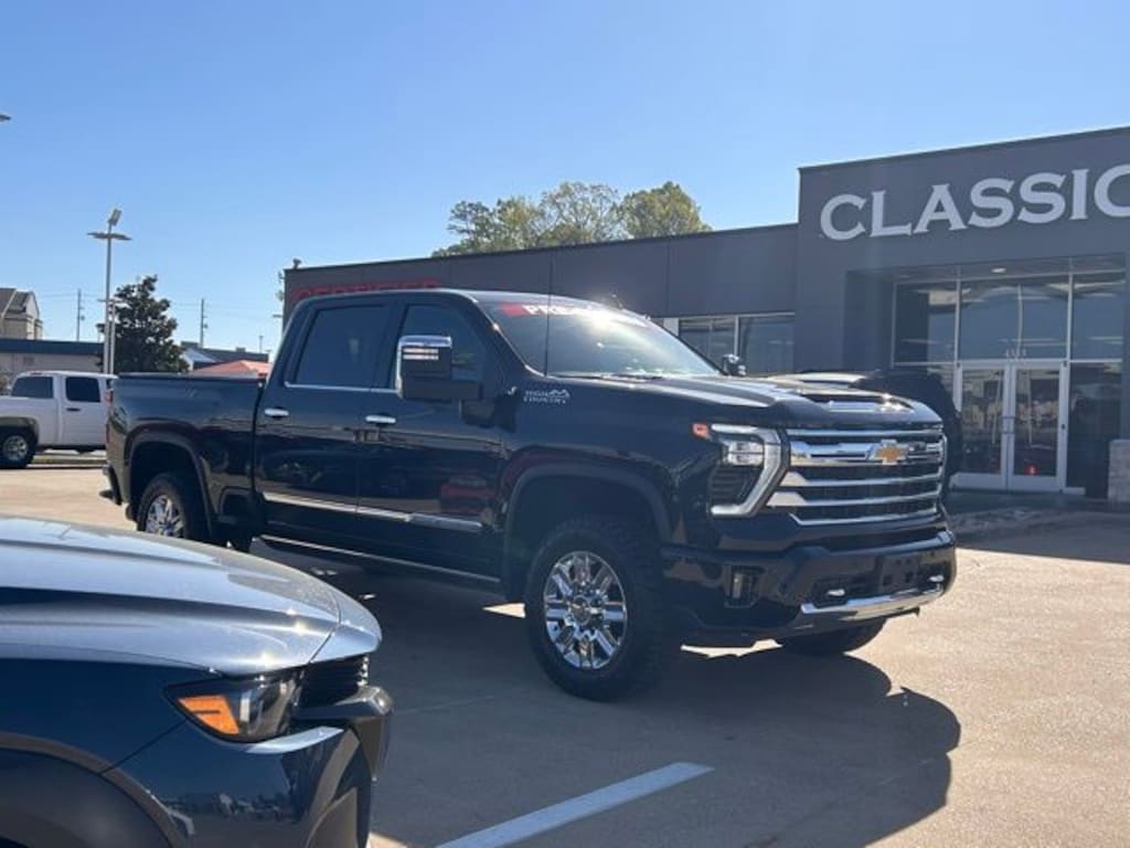 Used 2024 Chevrolet Silverado 2500HD High Country Truck