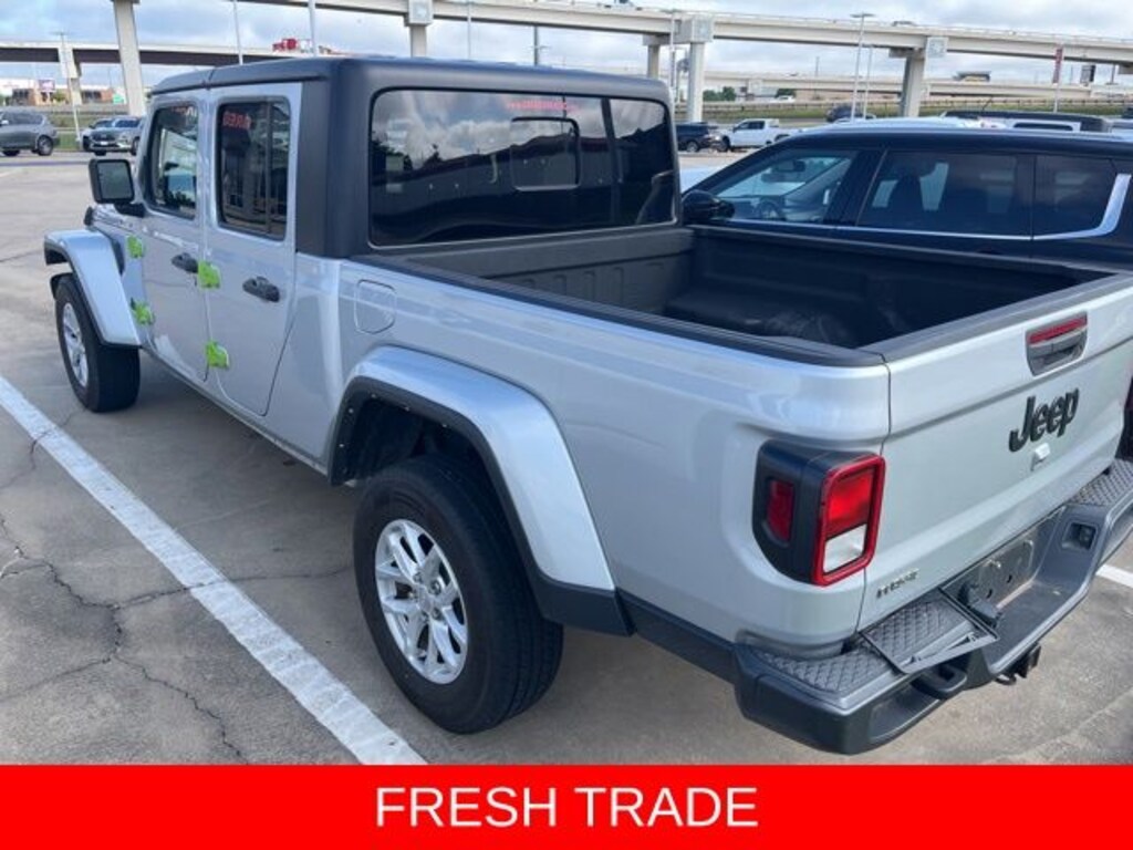 Used 2023 Jeep Gladiator Sport S Truck