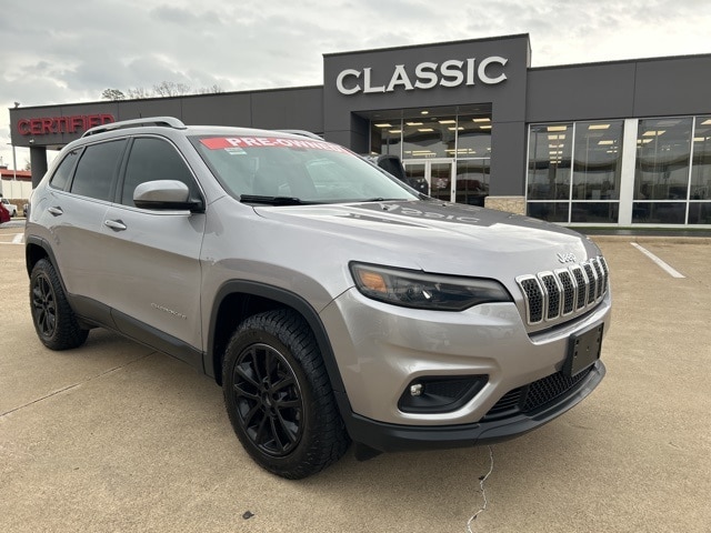 2019 Jeep Cherokee Latitude Plus's photo