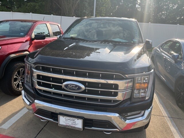 2022 Ford F-150 Lariat photo 2