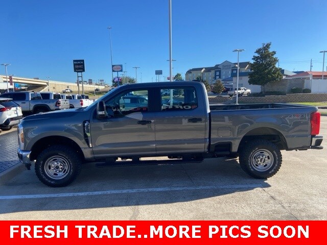 2024 Ford F-250 photo 2