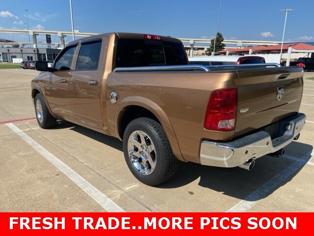 2011 Ram 1500 Laramie photo 3