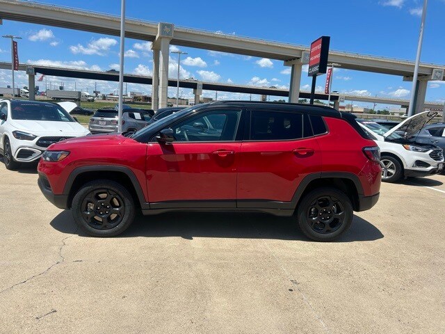 2024 Jeep Compass Trailhawk photo 4