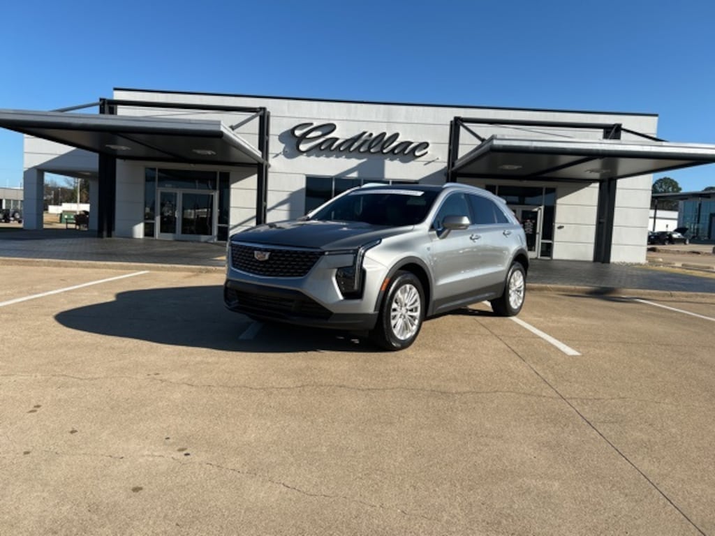 Used 2024 CADILLAC XT4 Luxury SUV