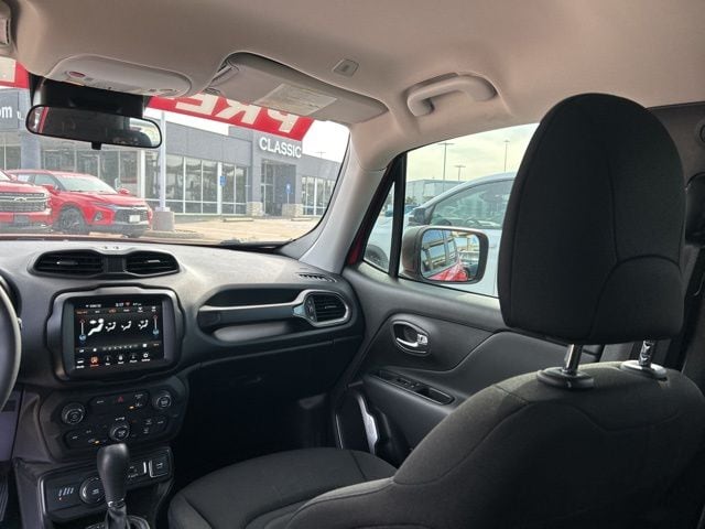 2022 Jeep Renegade Latitude - Photo 38