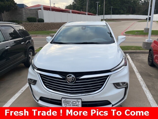 2022 Buick Enclave Premium photo 3