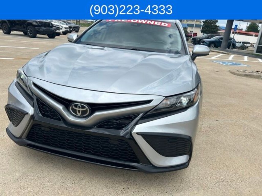 Used 2021 Toyota Camry SE Sedan