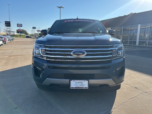 2020 Ford Expedition XLT photo 2