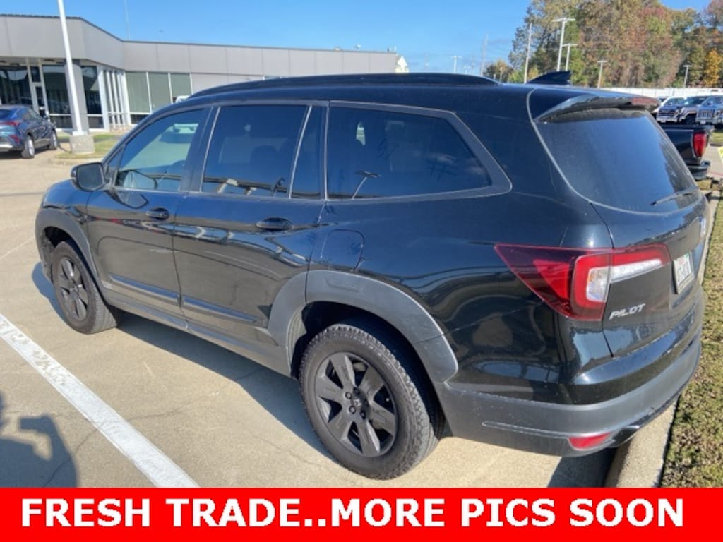 Used 2022 Honda Pilot TrailSport SUV