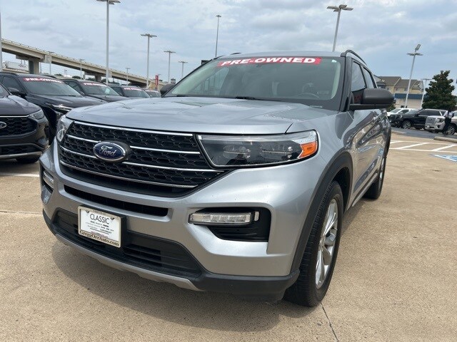 2022 Ford Explorer XLT photo 3