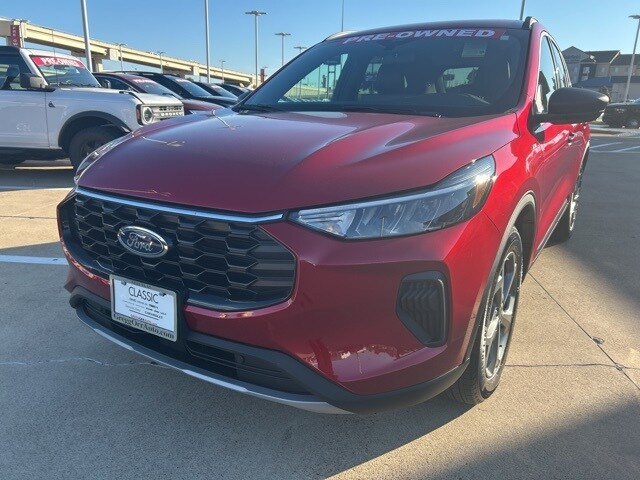 2025 Ford Escape ST-Line photo 3