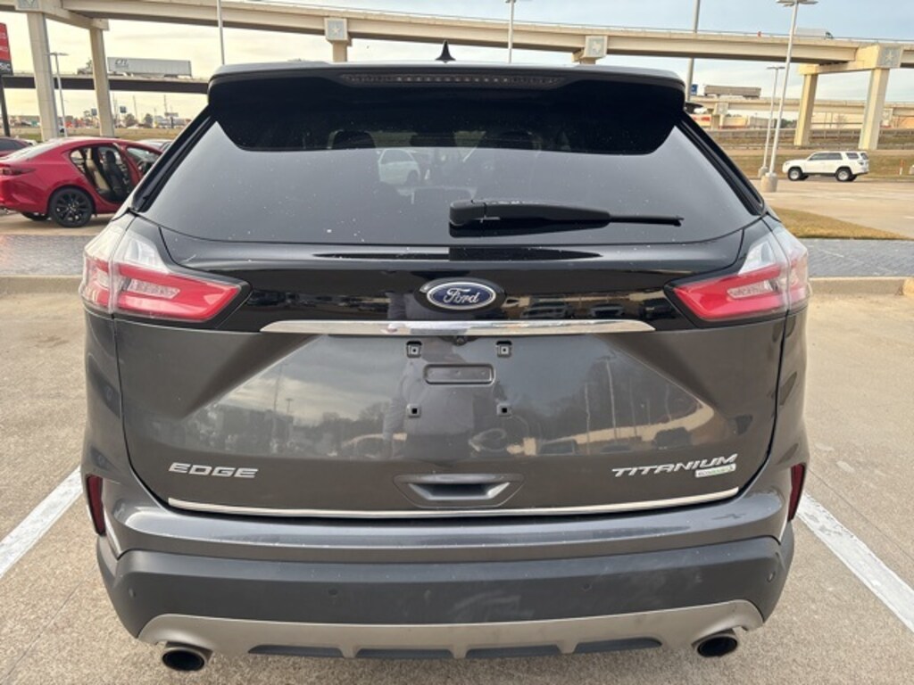 Used 2022 Ford Edge Titanium SUV